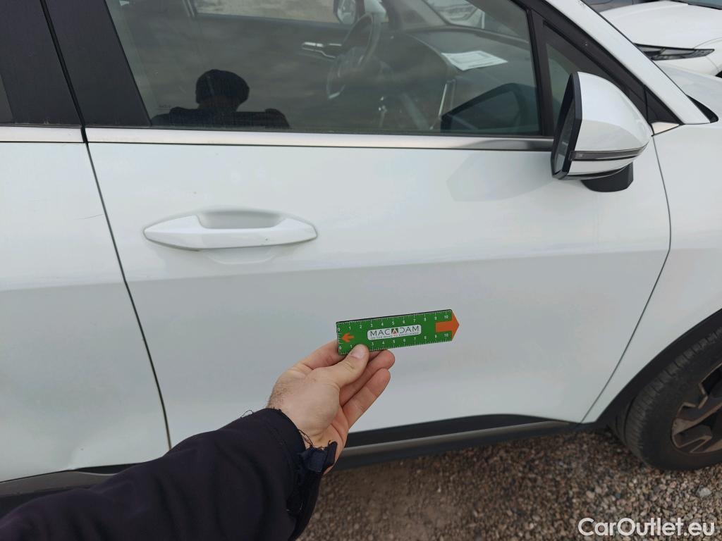  KIA  Sportage KIA  / 2022 / 5P / todoterreno 1.6 T-GDi MHEV 112kW (150CV) Drive 4X2 #36