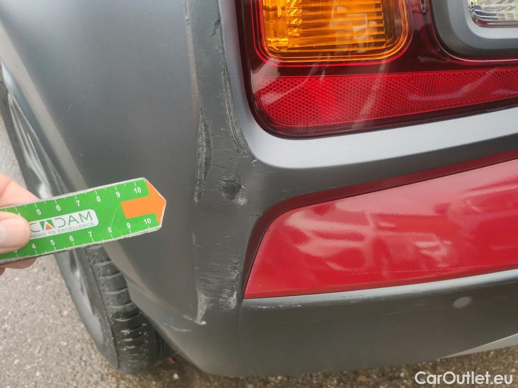  Hyundai  Konna HYUNDAI Kona / 2017 / 5P / todoterreno 1.6 GDI HEV Tecno Red DT #30