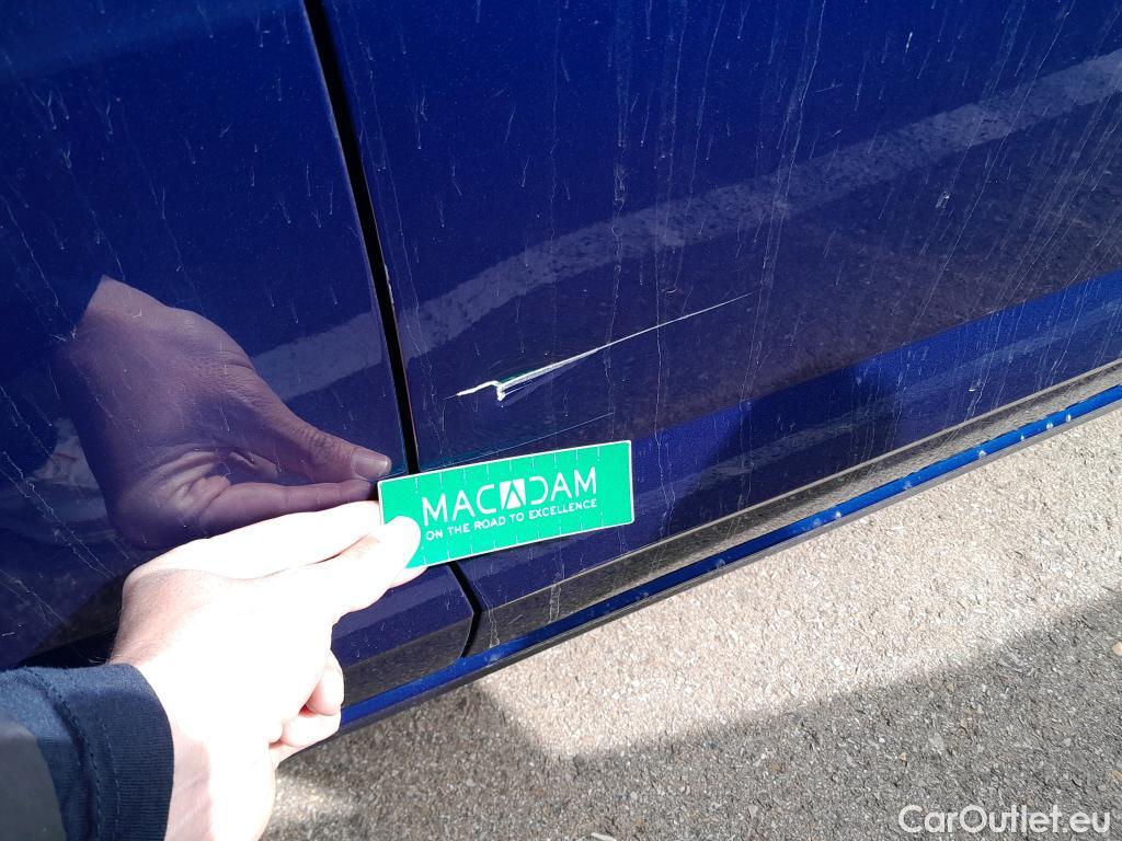  Volkswagen  Polo VOLKSWAGEN  / 2021 / 5P / berlina con portón Life 1.0 TSI 70kW (95CV) #4