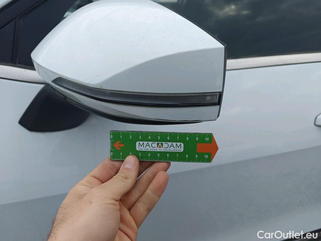  KIA  Sportage KIA  / 2022 / 5P / todoterreno 1.6 T-GDi MHEV 112kW (150CV) Drive 4X2 #45