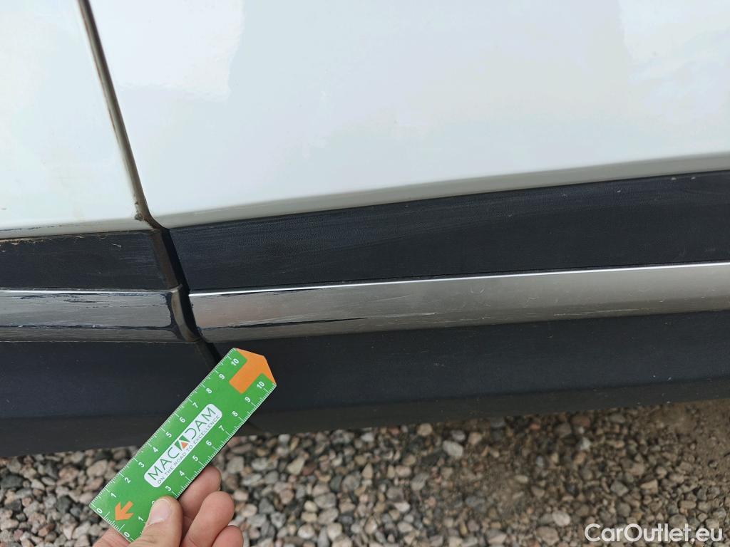  KIA  Sportage KIA  / 2022 / 5P / todoterreno 1.6 T-GDi MHEV 112kW (150CV) Drive 4X2 #26