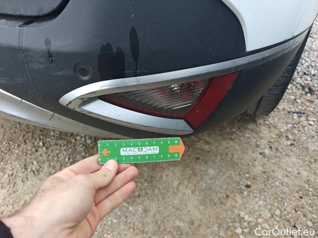  KIA  Sportage KIA  / 2022 / 5P / todoterreno 1.6 T-GDi MHEV 112kW (150CV) Drive 4X2 #32