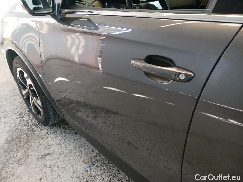  DS  DS7 DS DS 7 Crossback / 2017 / 5P / todoterreno BlueHDi DE 96kW (130CV) Auto. BASTILLE (AC2) #37