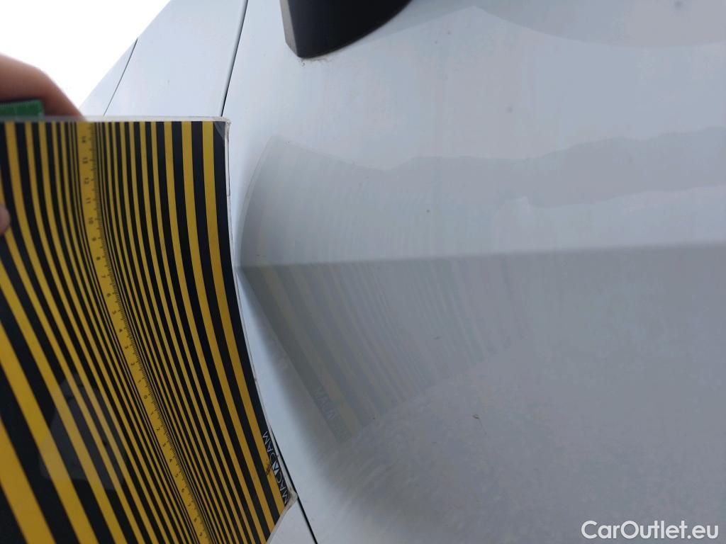  KIA  Sportage KIA  / 2022 / 5P / todoterreno 1.6 T-GDi MHEV 112kW (150CV) Drive 4X2 #12