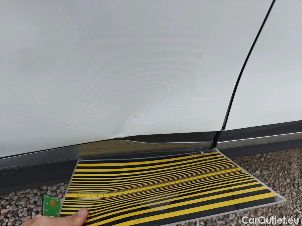  KIA  Sportage KIA  / 2022 / 5P / todoterreno 1.6 T-GDi MHEV 112kW (150CV) Drive 4X2 #4