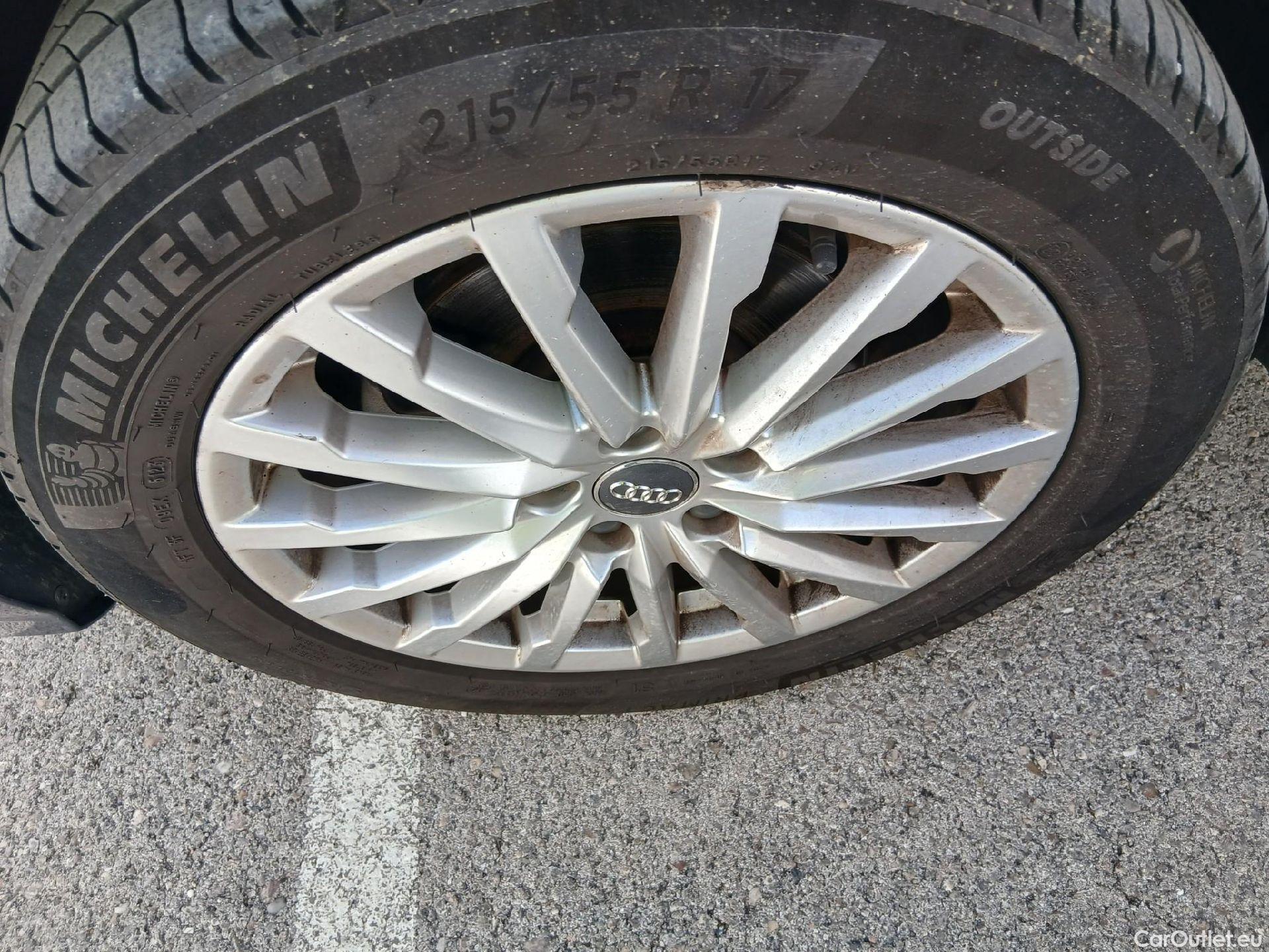  Audi  Q2 AUDI  / 2016 / 5P / todoterreno Design 30 TFSI 85kW (116CV) #7