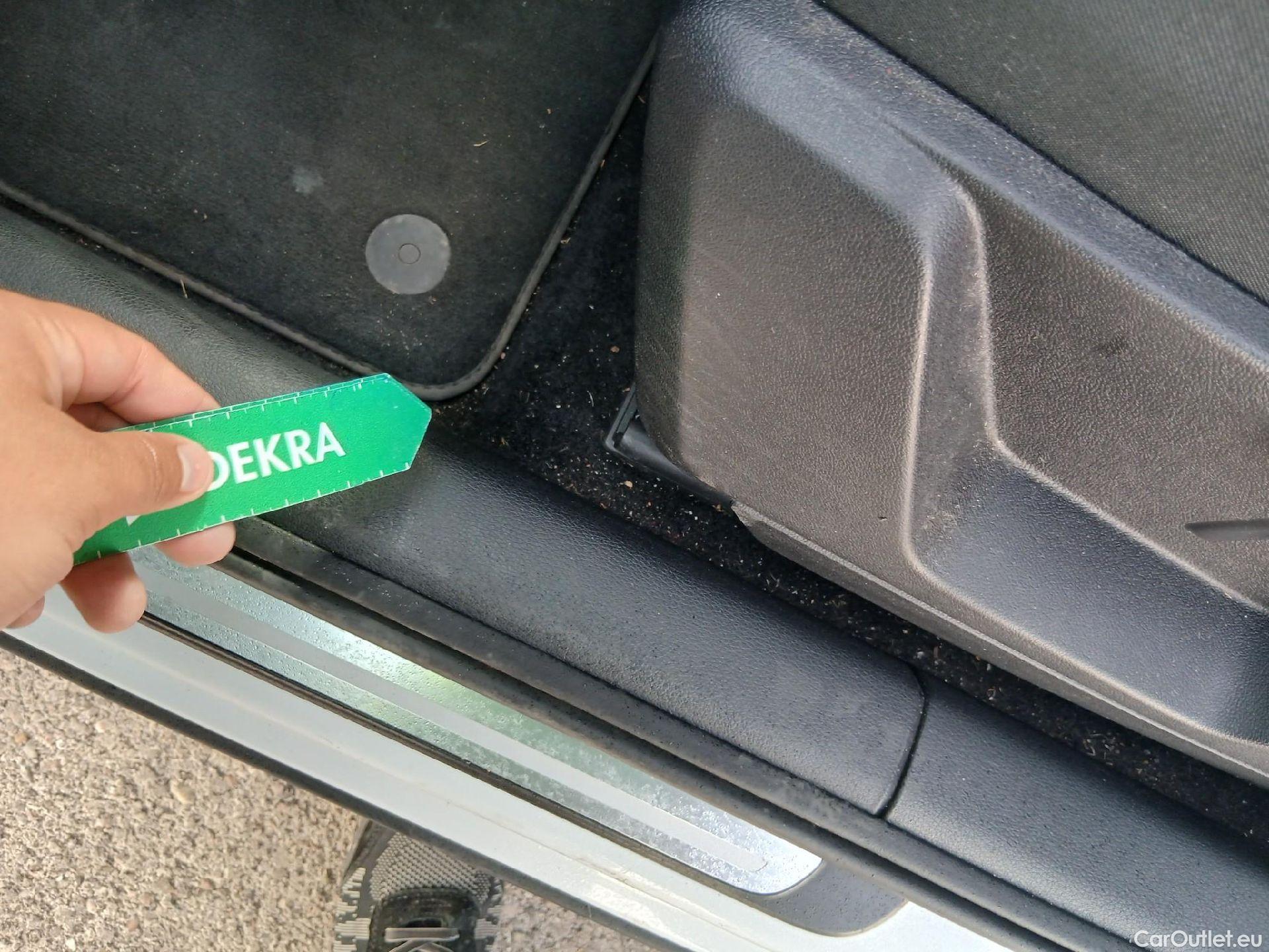  Audi  Q2 AUDI  / 2016 / 5P / todoterreno Design 30 TFSI 85kW (116CV) #1