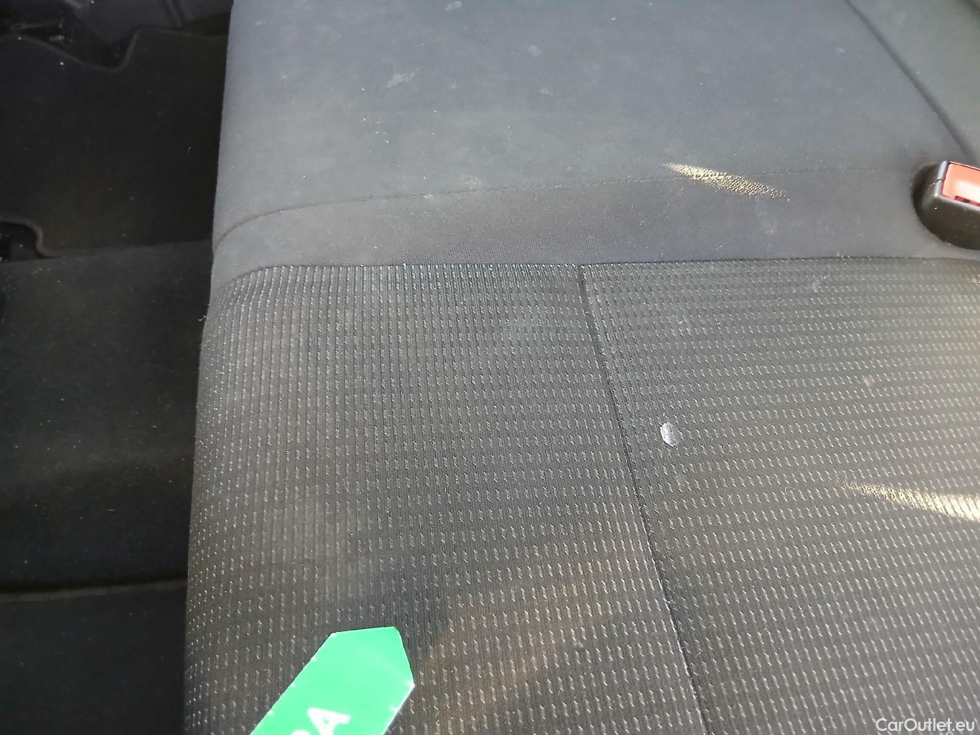  Nissan  Qashqai NISSAN  / 2021 / 5P / todoterreno DIG-T 116kW (158CV) mHEV Xtronic Acenta (AC2) #21