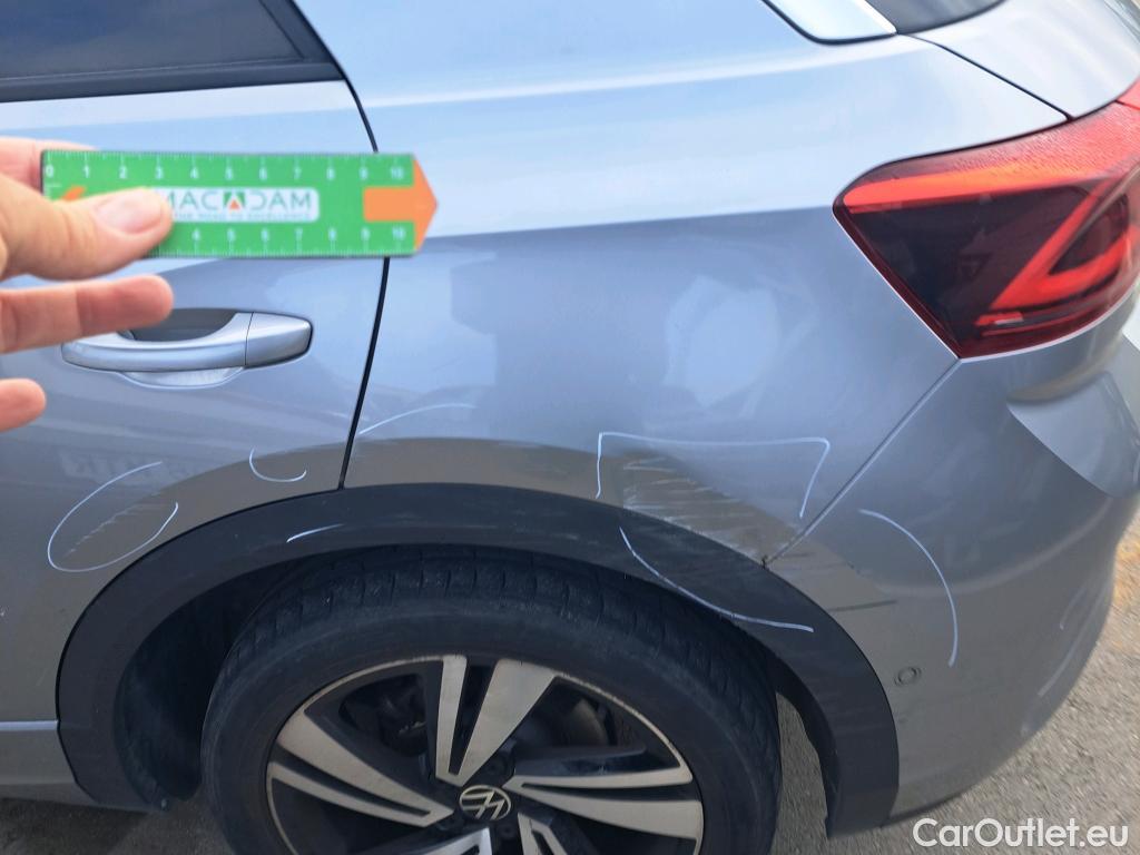  Volkswagen  T-ROC VOLKSWAGEN  / 2021 / 5P / todoterreno R-Line 1.5 TSI 110kW (150CV) DSG #60