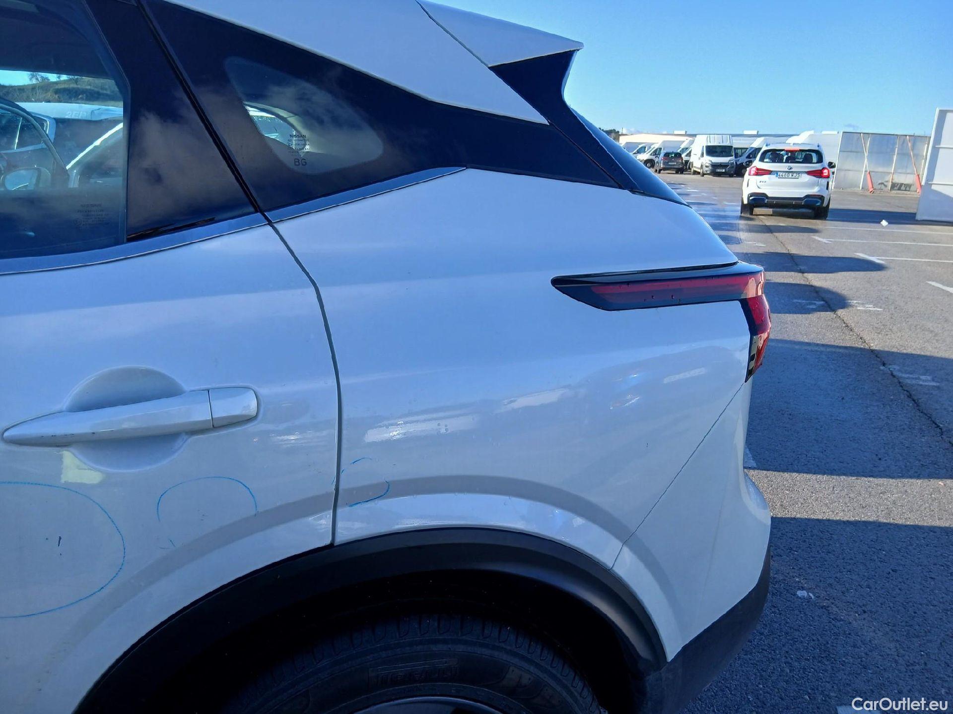  Nissan  Qashqai NISSAN  / 2021 / 5P / todoterreno DIG-T 116kW (158CV) mHEV Xtronic Acenta (AC2) #27