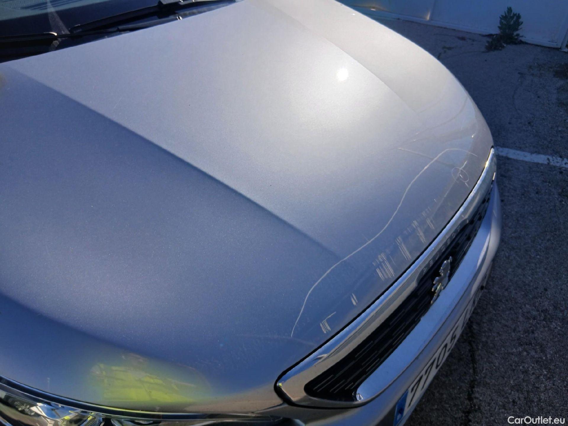  Peugeot  308 PEUGEOT  / 2017 / 5P / familiar SW Allure Pack PureTech 130 S&S #4