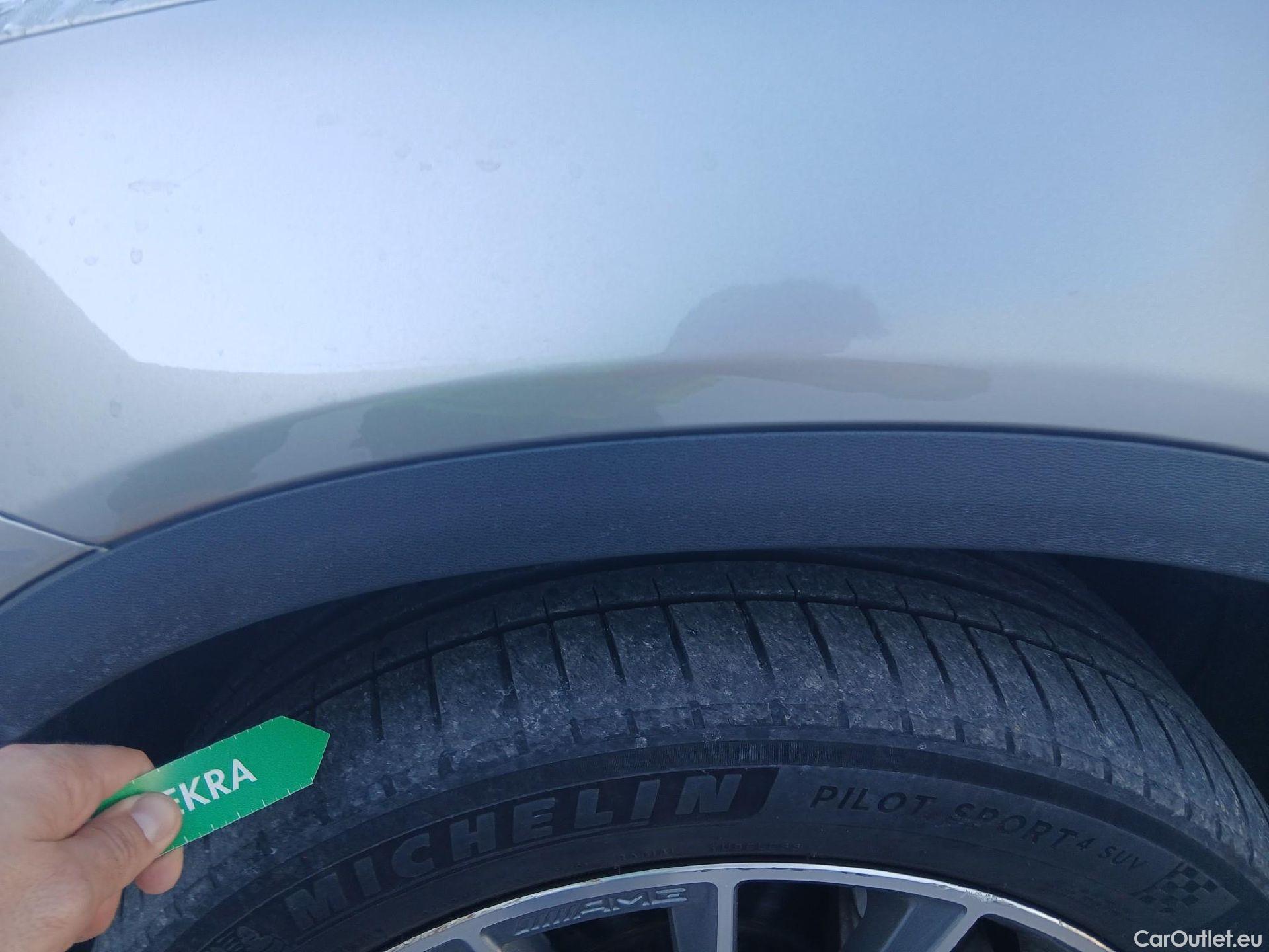  Mercedes  G-Klasee MERCEDES-BENZ Clase GLC / 2019 / 5P / todoterreno GLC 300 e 4MATIC #31