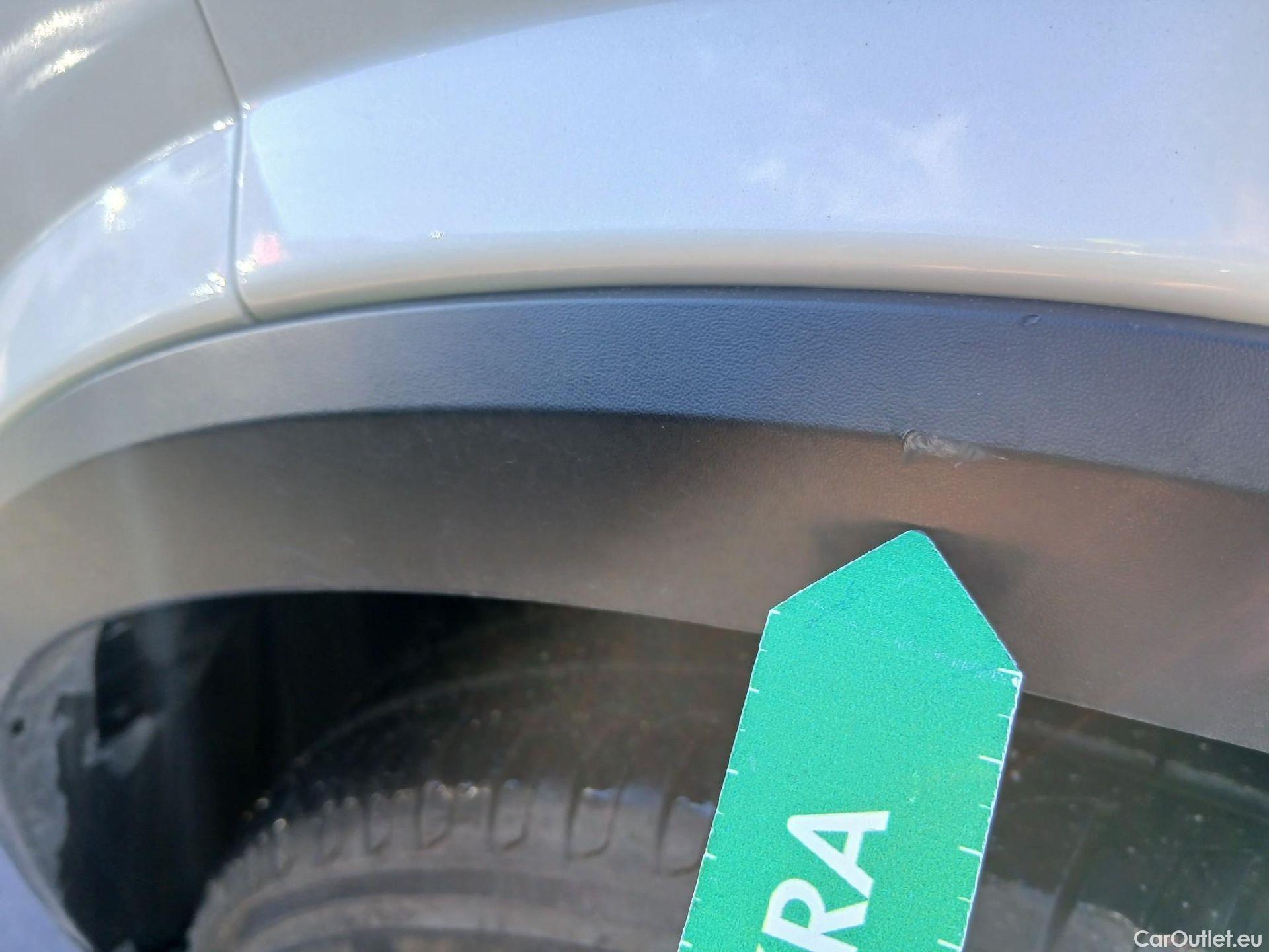  Nissan  Qashqai NISSAN  / 2021 / 5P / todoterreno DIG-T 116kW (158CV) mHEV Xtronic Acenta (AC2) #5