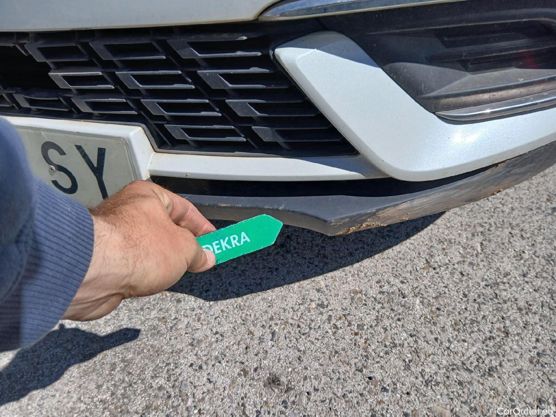  Renault  Grand Scenic RENAULT Grand Scénic / 2016 / 5P / monovolumen compacto Limited TCe 103 kW (140CV) EDC GPF MY21 #11