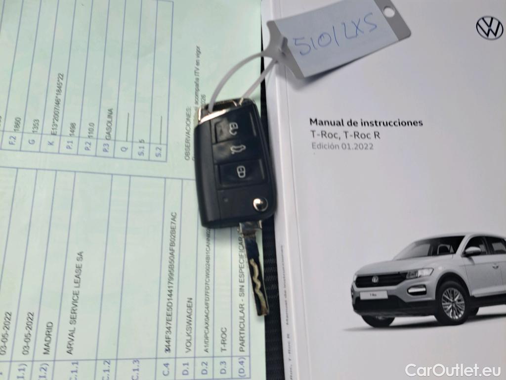  Volkswagen  T-ROC VOLKSWAGEN  / 2021 / 5P / todoterreno R-Line 1.5 TSI 110kW (150CV) DSG #2