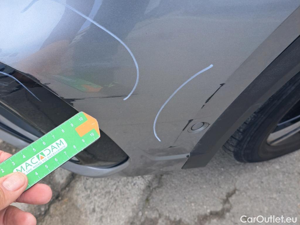  Volkswagen  T-ROC VOLKSWAGEN  / 2021 / 5P / todoterreno R-Line 1.5 TSI 110kW (150CV) DSG #27