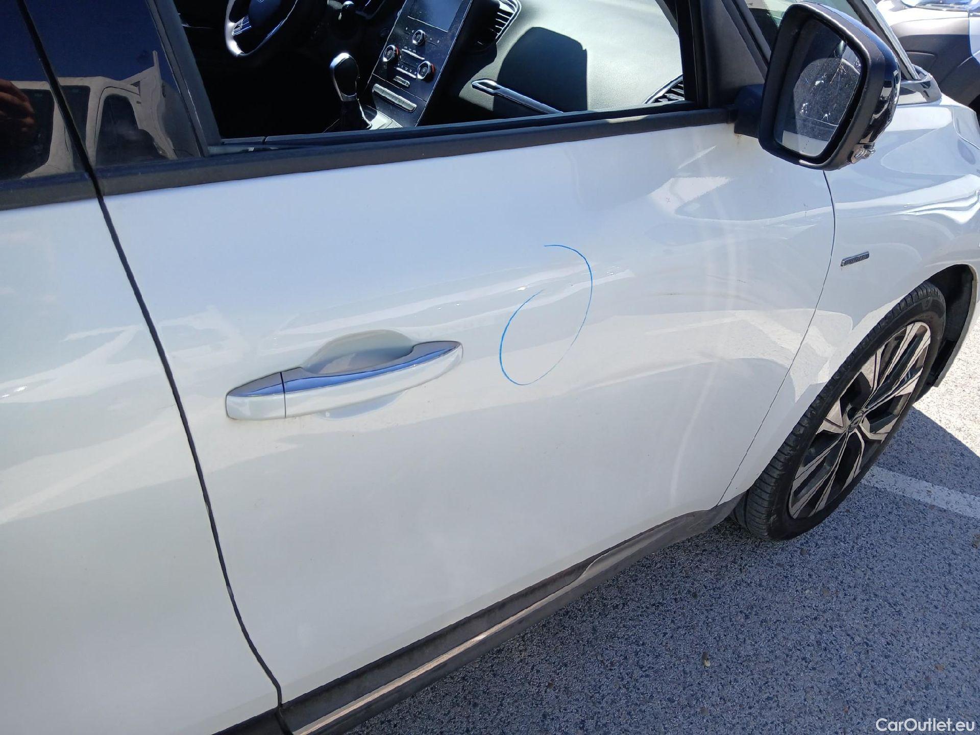  Renault  Grand Scenic RENAULT Grand Scénic / 2016 / 5P / monovolumen compacto Limited TCe 103 kW (140CV) EDC GPF MY21 #32