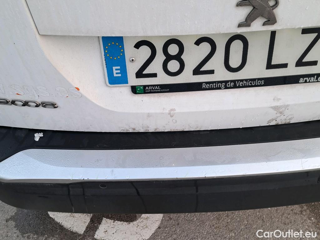  Peugeot  2008 PEUGEOT  / 2019 / 5P / todoterreno Allure BlueHDI 81kW (110CV) #28