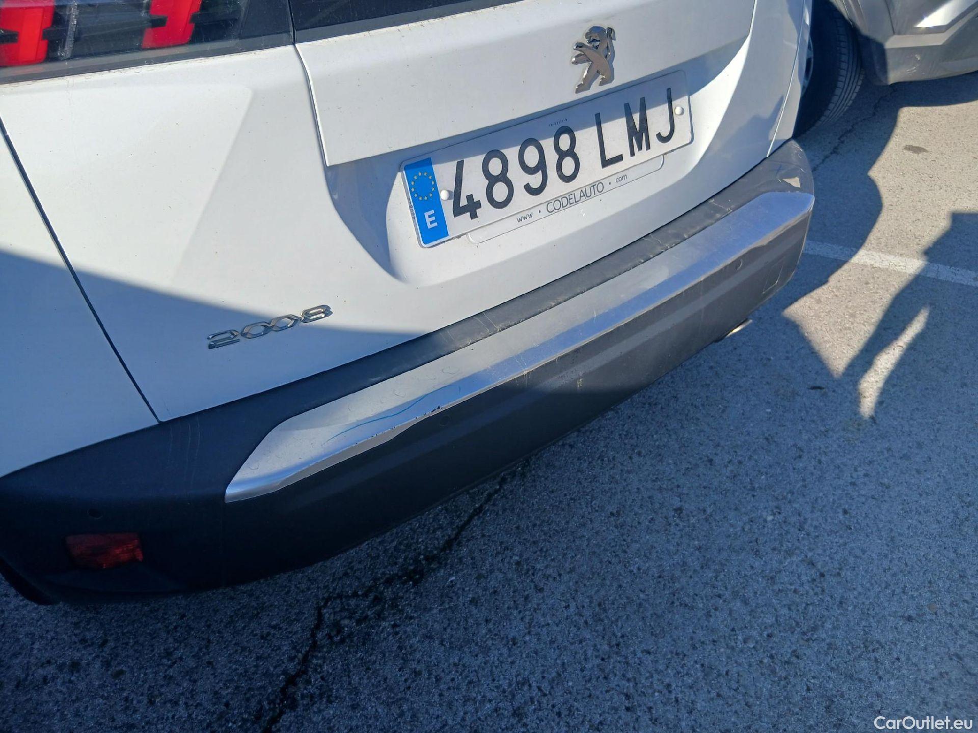  Peugeot  2008 PEUGEOT  / 2019 / 5P / todoterreno Active Pack BlueHDI 81kW (110CV) #12