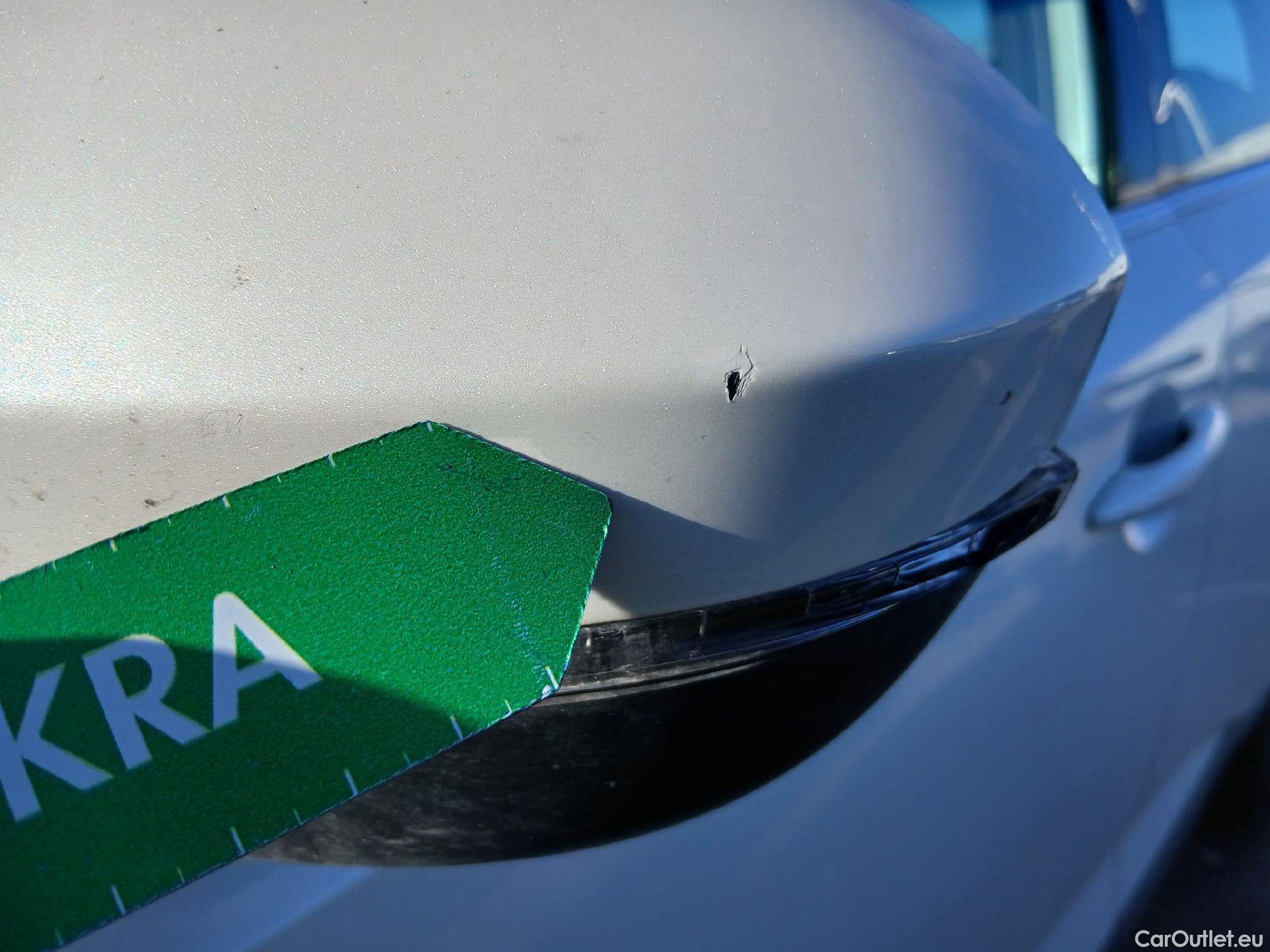  Nissan  Qashqai NISSAN  / 2021 / 5P / todoterreno DIG-T 116kW (158CV) mHEV Xtronic Acenta (AC2) #12