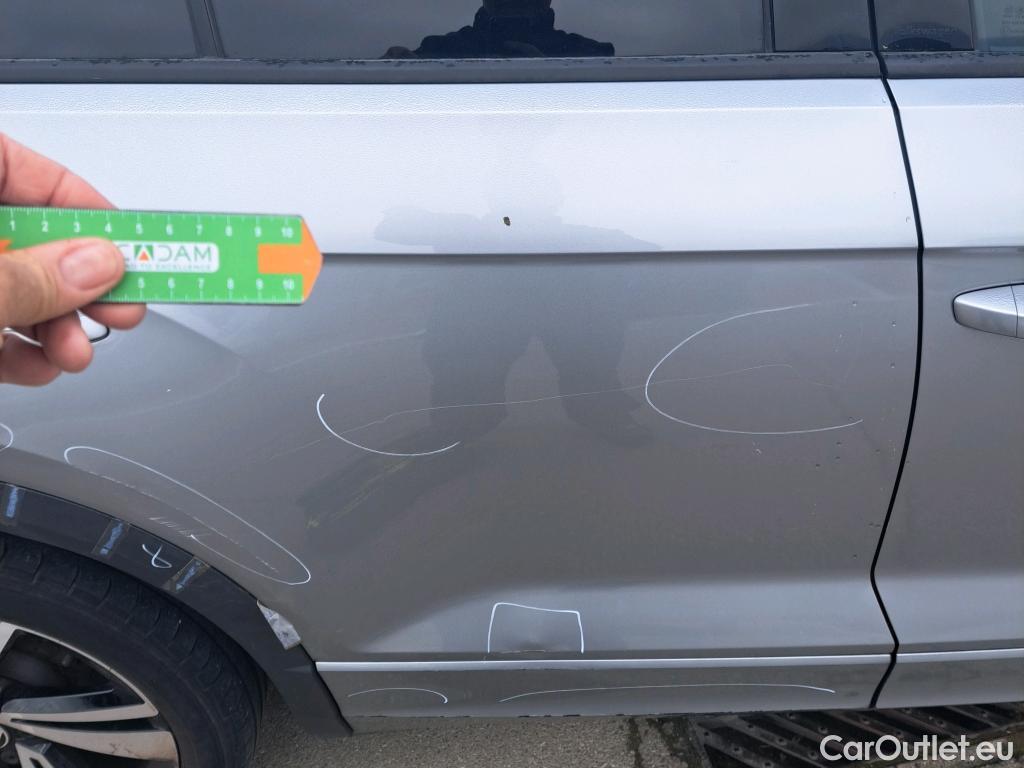  Volkswagen  T-ROC VOLKSWAGEN  / 2021 / 5P / todoterreno R-Line 1.5 TSI 110kW (150CV) DSG #8