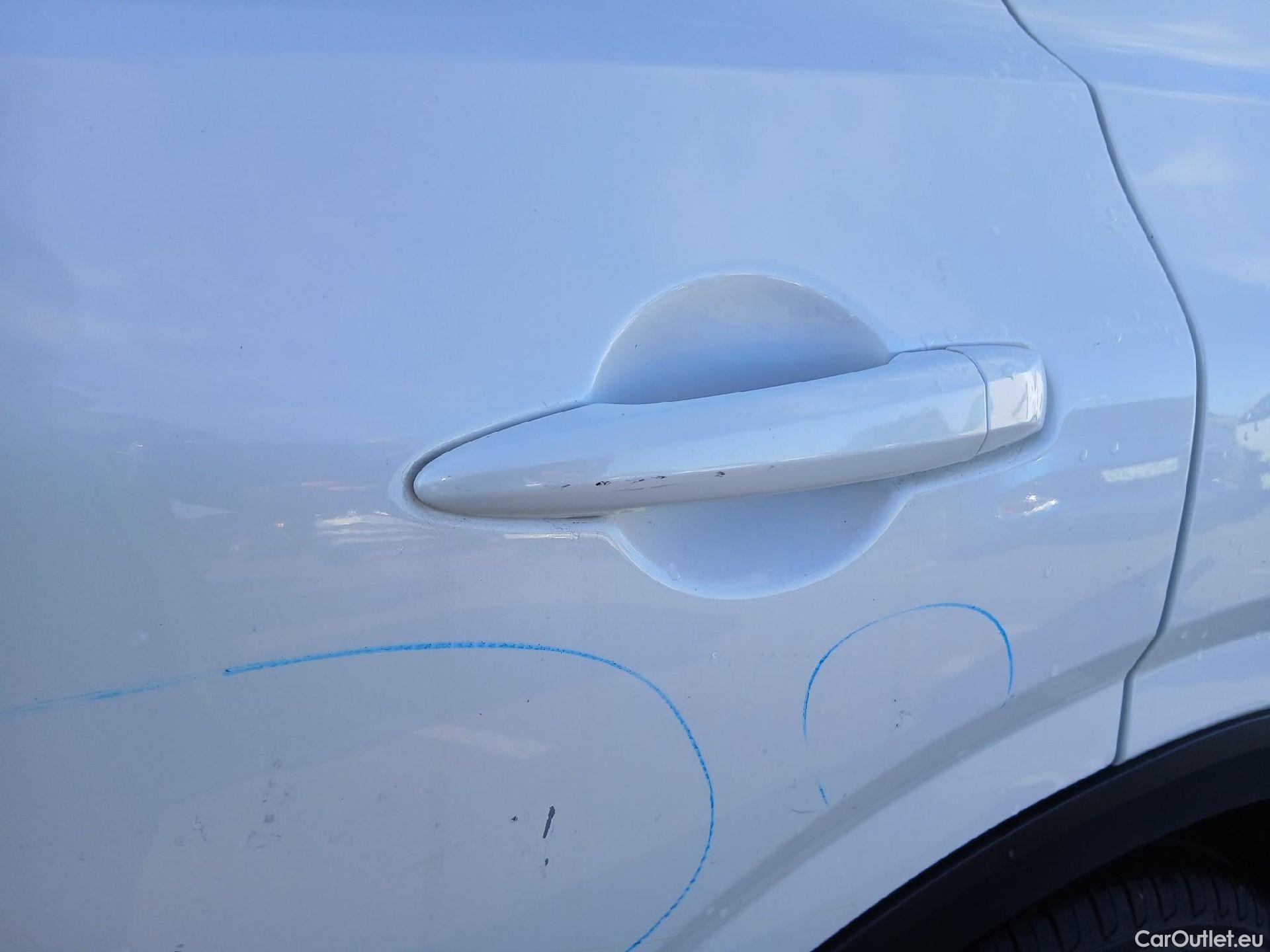  Nissan  Qashqai NISSAN  / 2021 / 5P / todoterreno DIG-T 116kW (158CV) mHEV Xtronic Acenta (AC2) #16