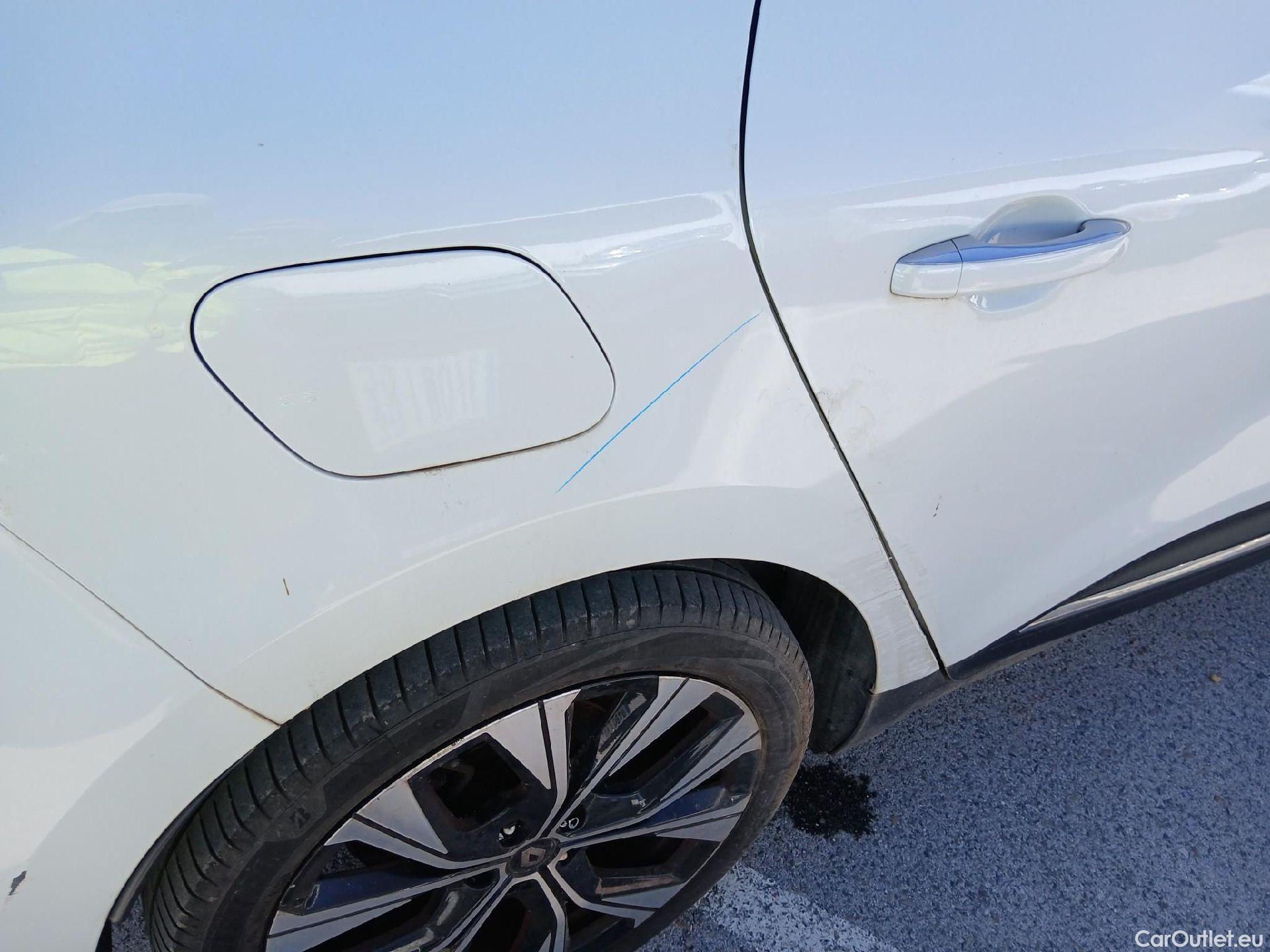  Renault  Grand Scenic RENAULT Grand Scénic / 2016 / 5P / monovolumen compacto Limited TCe 103 kW (140CV) EDC GPF MY21 #27