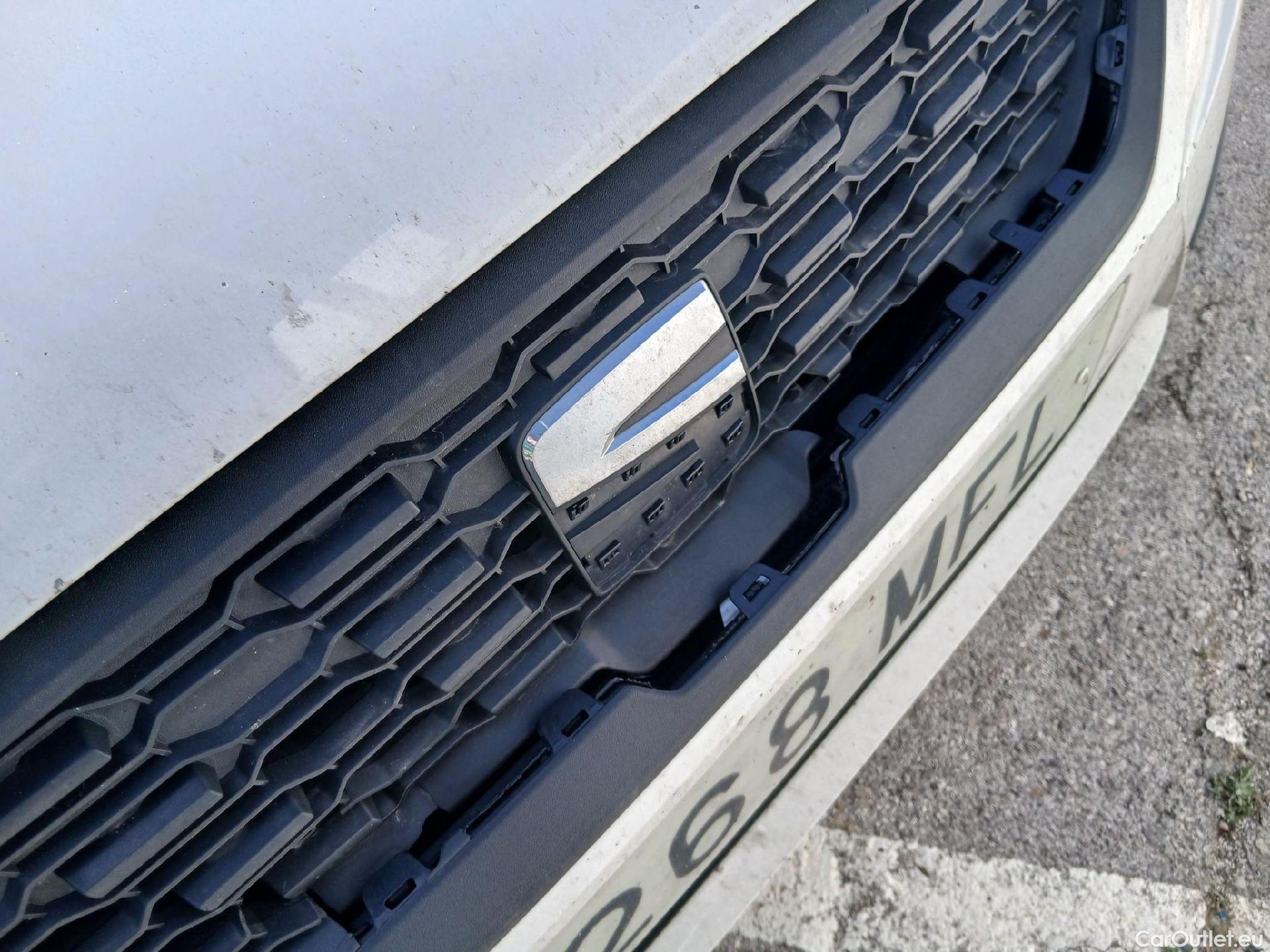  Seat  Ibiza SEAT  / 2017 / 5P / berlina con portón 1.0 MPI 59kW (80CV) Reference XL(SP) #13