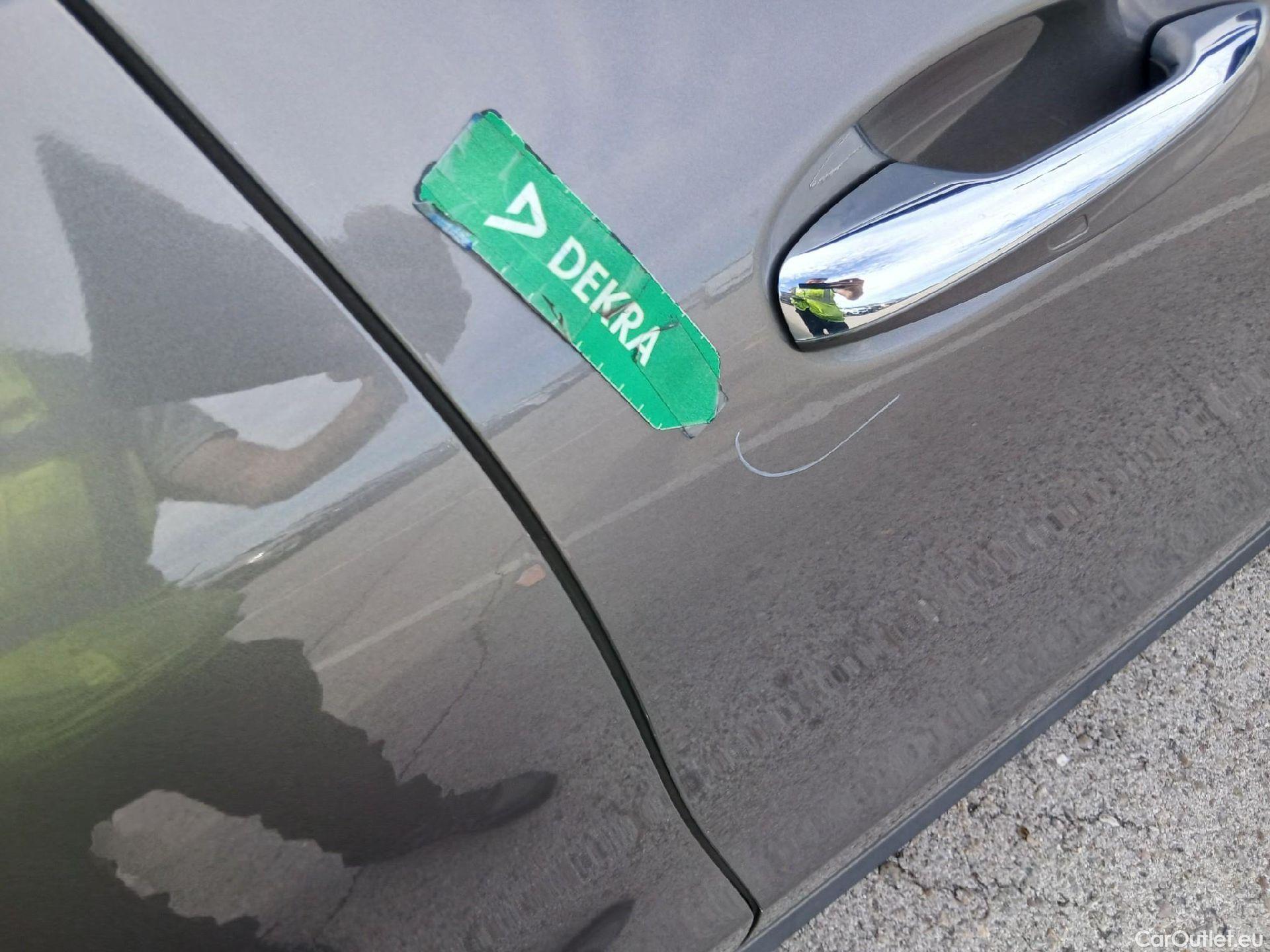  Mercedes  GLA MERCEDES-BENZ  / 2020 / 5P / todoterreno  250 e #31