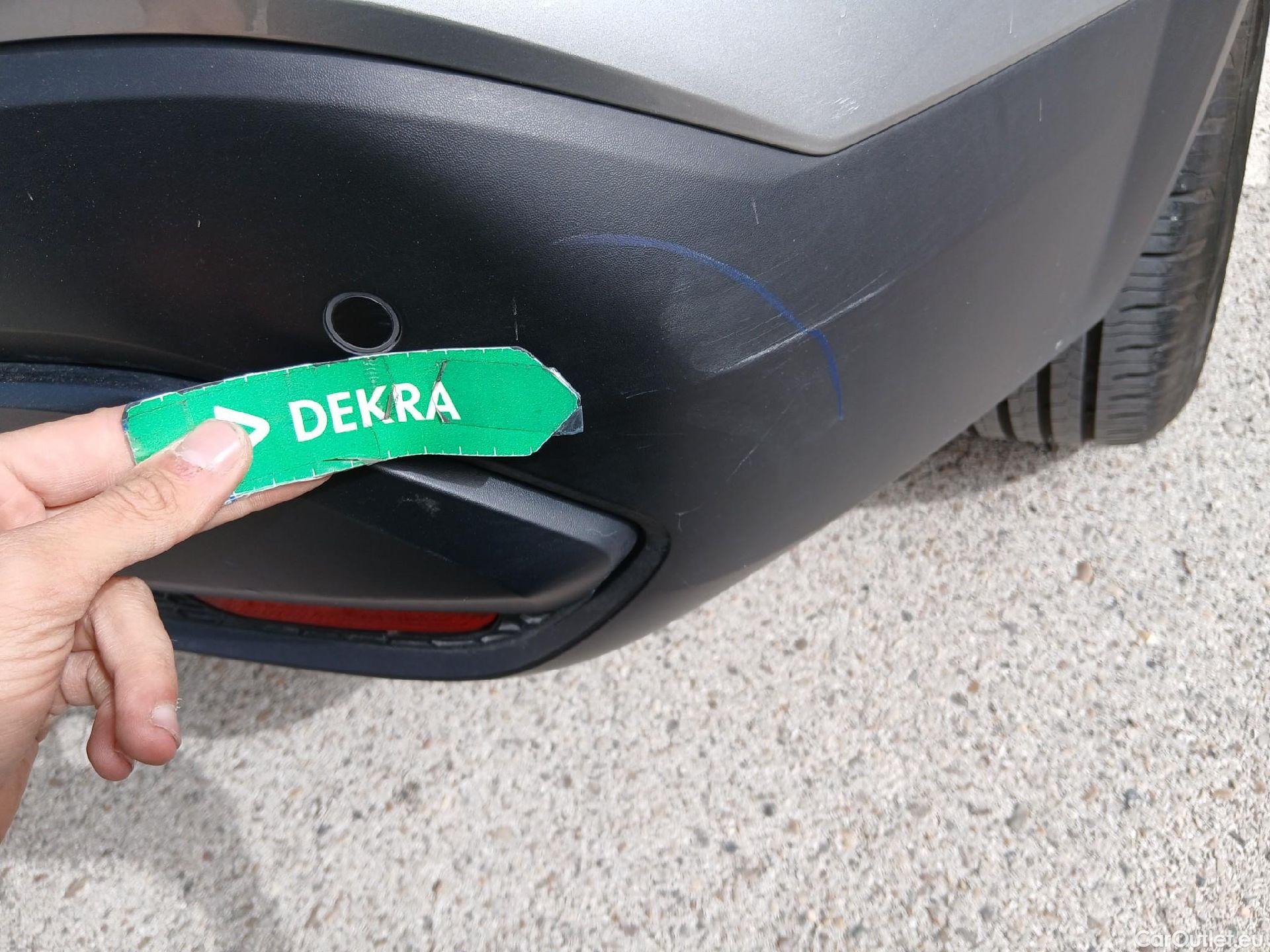  Nissan  Qashqai NISSAN  / 2021 / 5P / todoterreno DIG-T 103kW (140CV) mHEV 4x2 Acenta #31