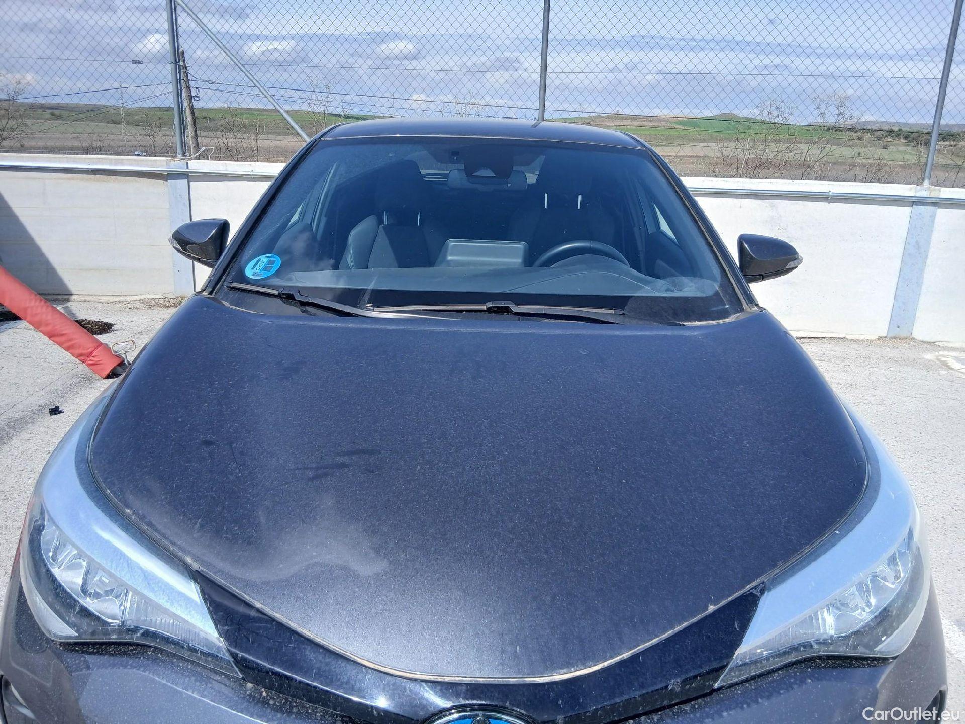  Toyota  C-HR TOYOTA  / 2019 / 5P / todoterreno 2.0 180H Advance #8