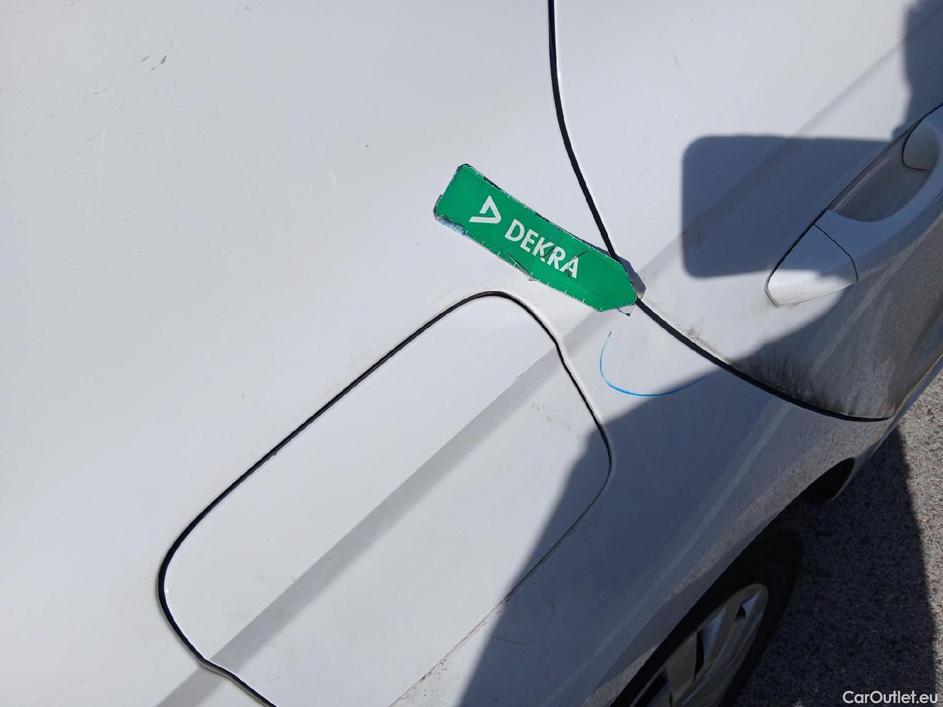  Seat  Ibiza SEAT  / 2017 / 5P / berlina con portón 1.0 MPI 59kW (80CV) Reference XL(SP) #27