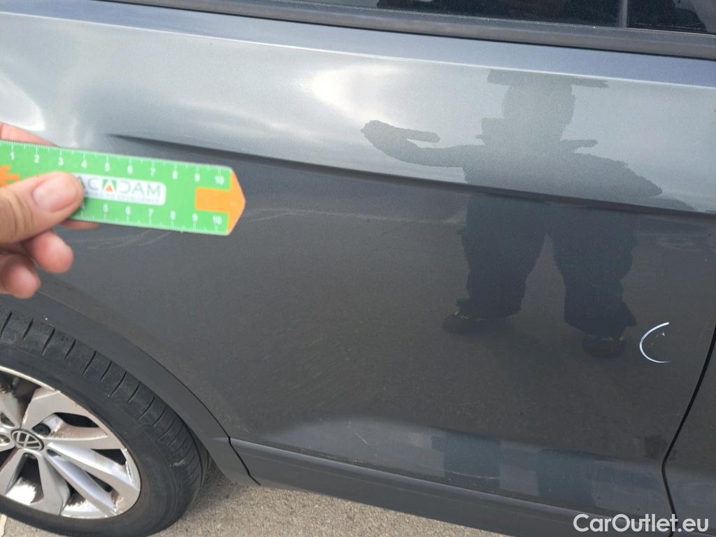  Volkswagen  T-ROC VOLKSWAGEN  / 2021 / 5P / todoterreno Life 2.0 TDI 85kW (115CV) (AC4) #19