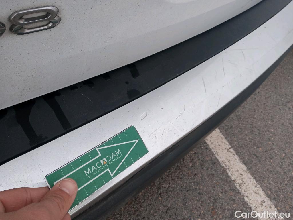  Peugeot  2008  Active Pack 1.5 HDi 110CV MT6 E6d #19