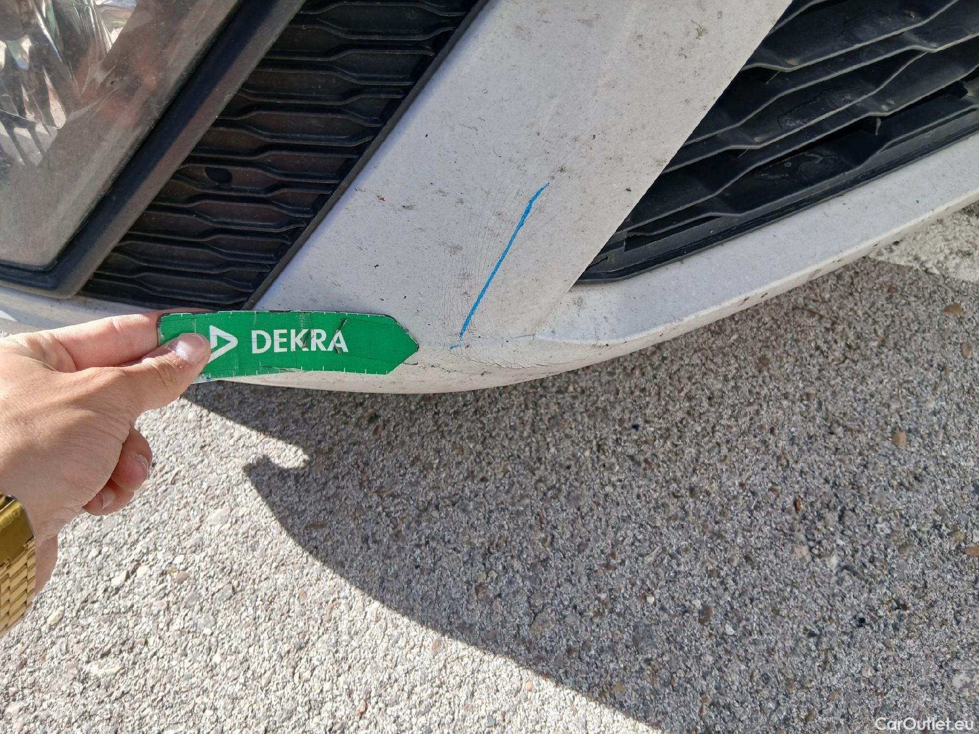  Seat  Ibiza SEAT  / 2017 / 5P / berlina con portón 1.0 MPI 59kW (80CV) Reference XL(SP) #8