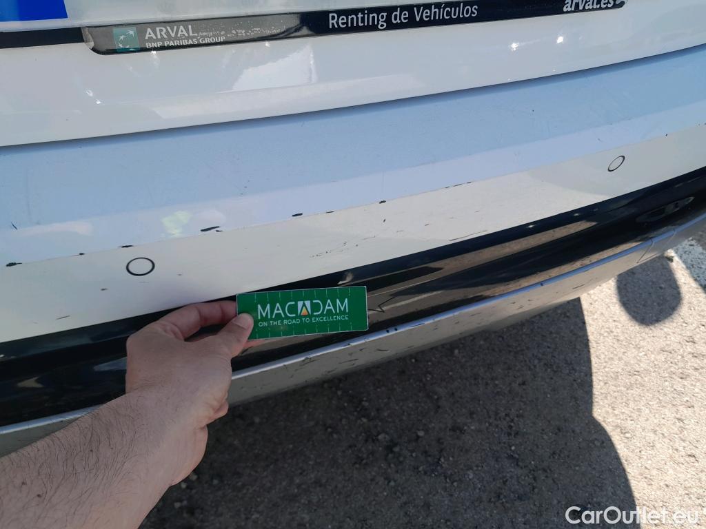  Audi  Q2 AUDI  / 2016 / 5P / todoterreno Design 35 TFSI 110kW (150CV) S tronic #26