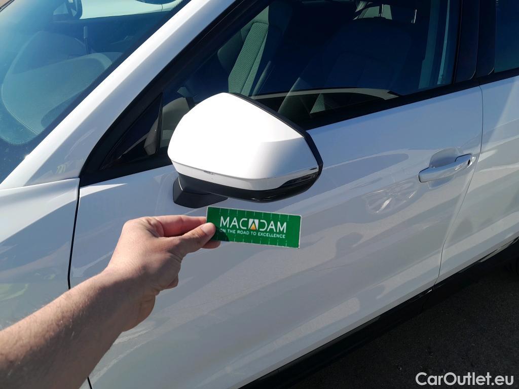  Audi  Q2 AUDI  / 2016 / 5P / todoterreno Design 35 TFSI 110kW (150CV) S tronic #28