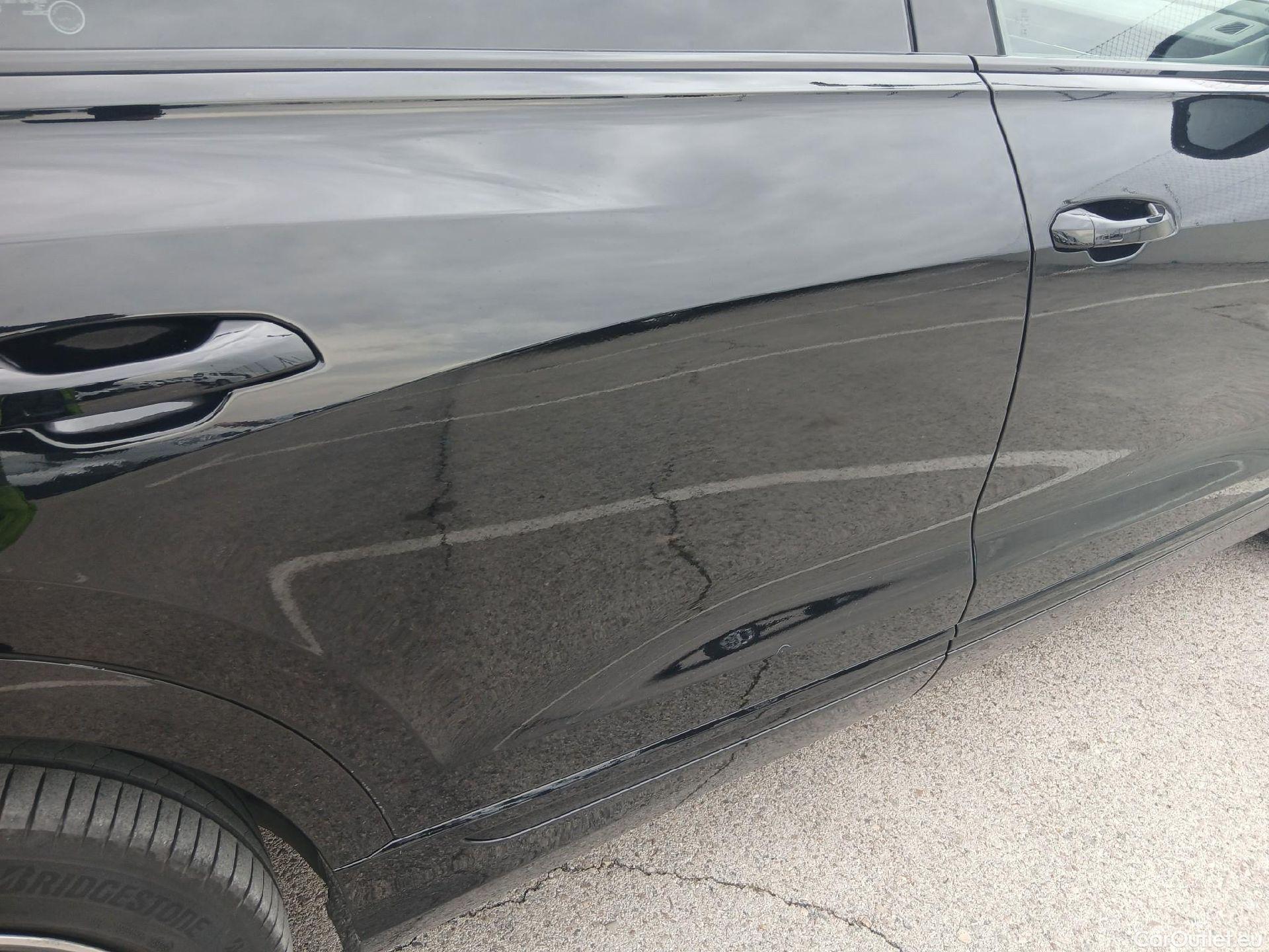  Audi  Q8 AUDI  / 2018 / 5P / todoterreno 55 TFSIe S Line Plus 280kW quattro tip #18