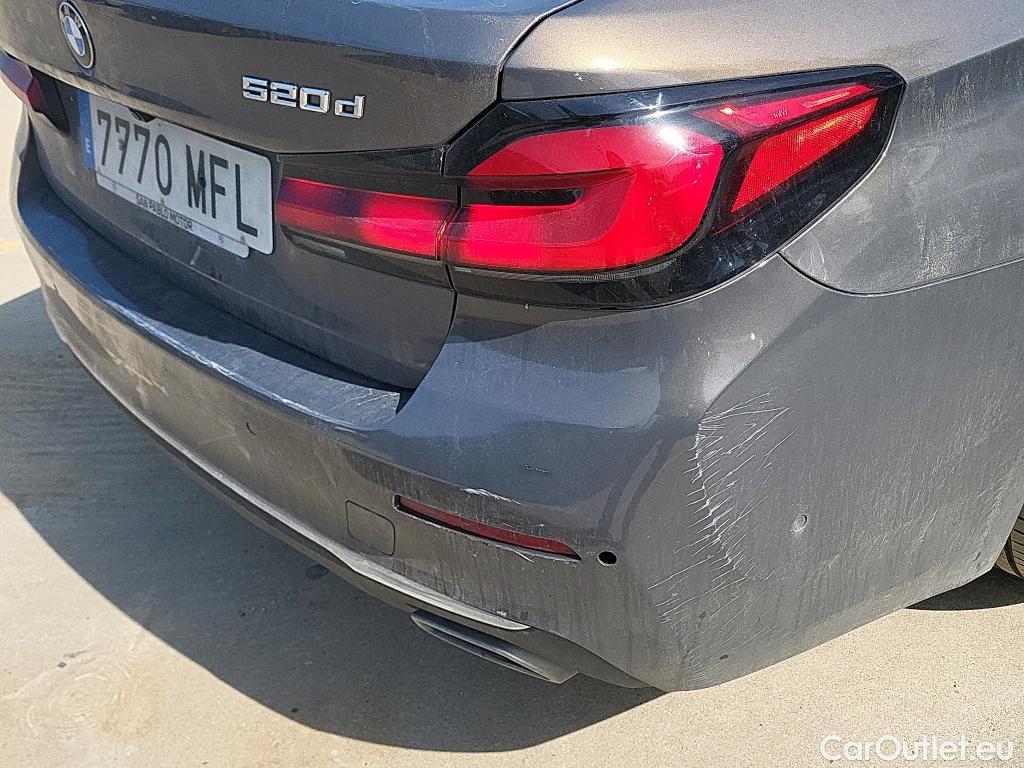  Bmw  Serie 5 BMW  / 2020 / 4P / sedán 520dA #1