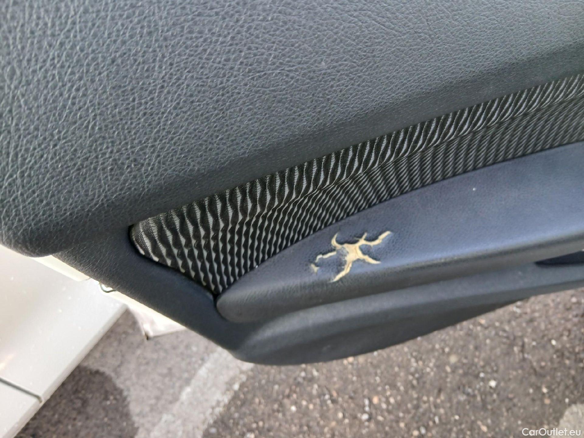  Bmw  Serie 3 BMW  5p 6G berlina con portón 320d Gran Turismo #35