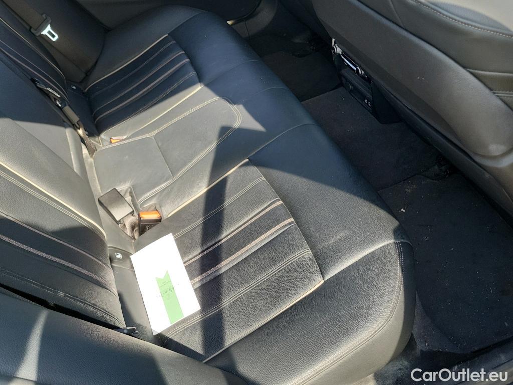  Bmw  Serie 5 BMW  / 2020 / 4P / sedán 520dA #18