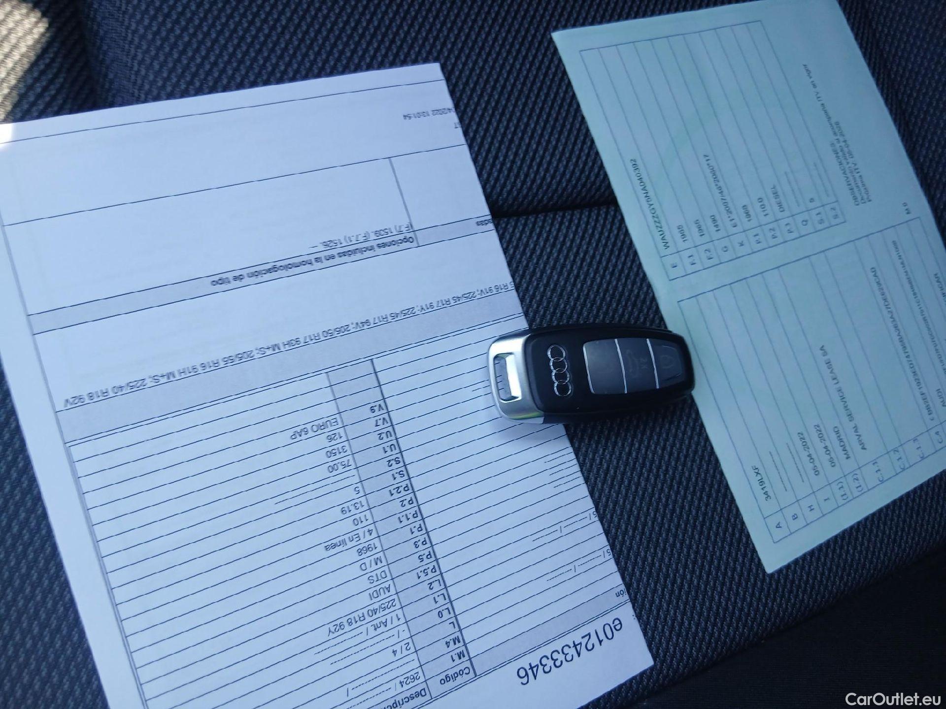  Audi  A3 AUDI  / 2020 / 5P / berlina con portón Sportback Black line 35 TDI 110kW S tron #1