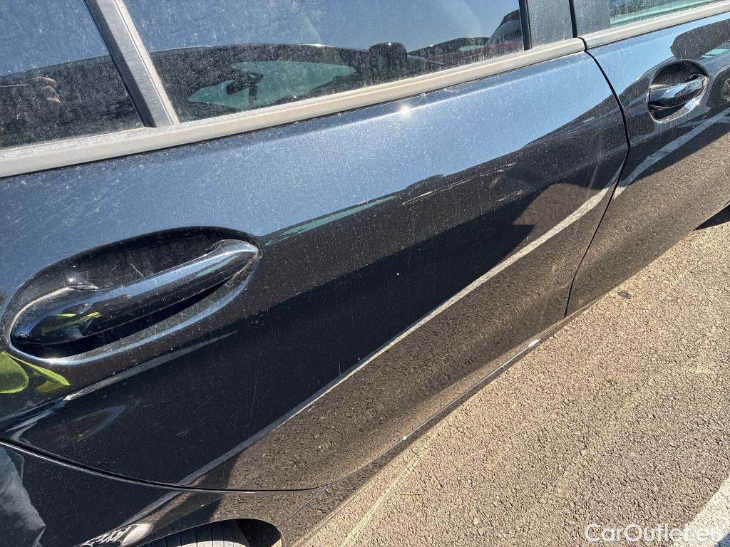  Bmw  Serie 1 BMW  / 2019 / 5P / berlina con portón 116d Corporate Auto. #10