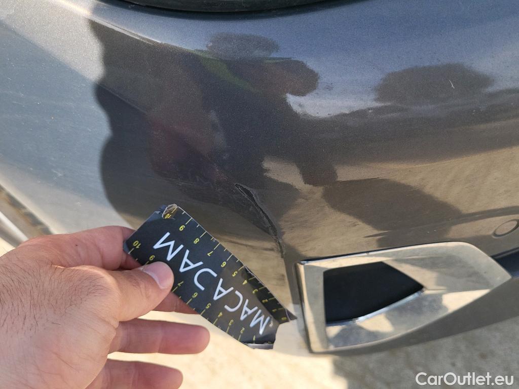  Bmw  Serie 5 BMW  / 2020 / 4P / sedán 520dA #12