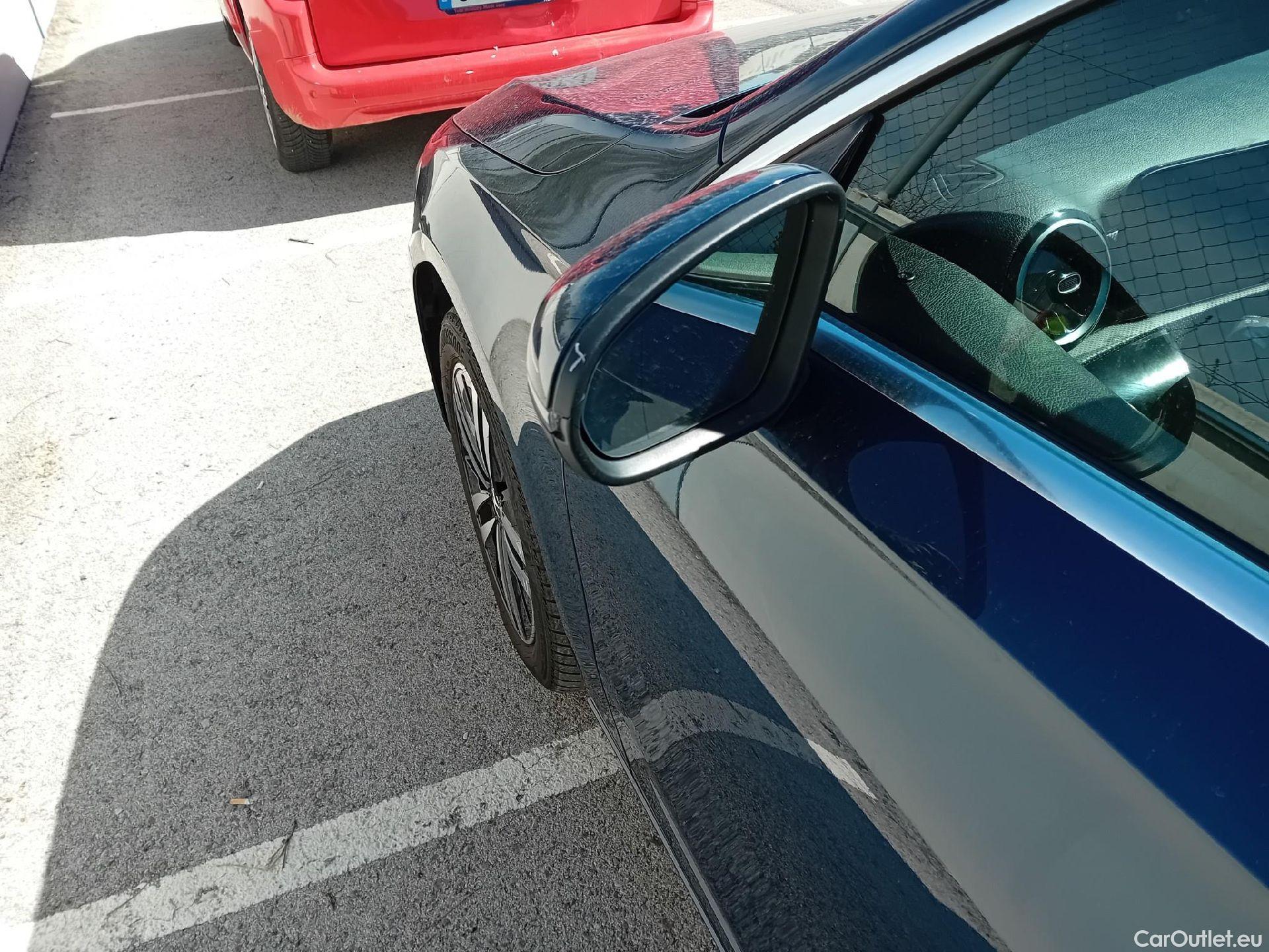  Mercedes  A-Klasse MERCEDES-BENZ Clase A / 2018 / 4P / sedán Sedán A 250 e #8