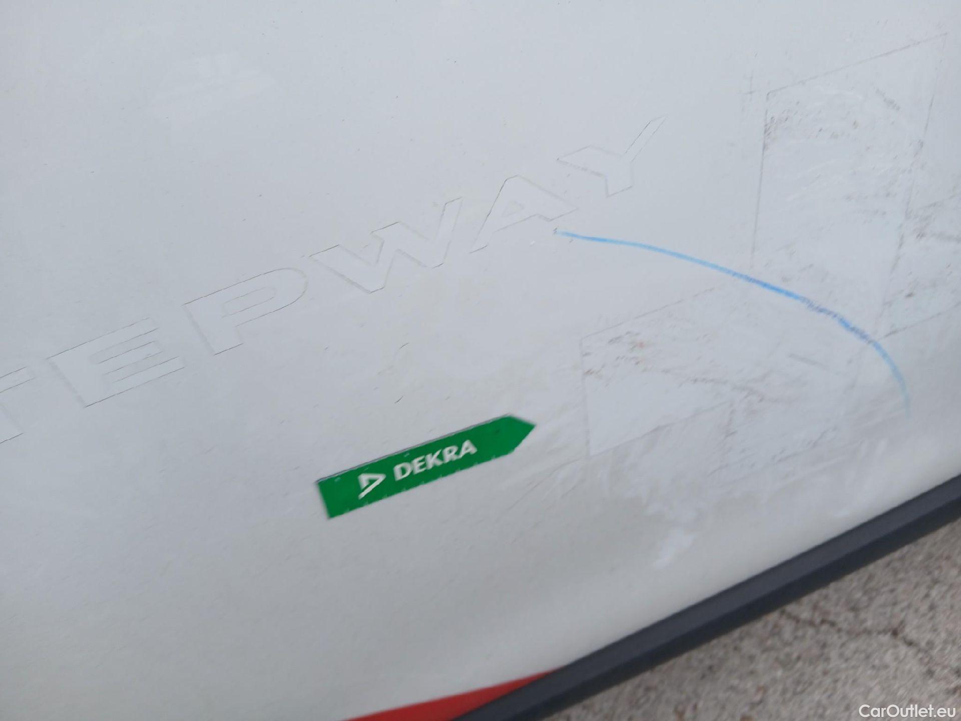  Dacia  Lodgy DACIA  / 2012 / 5P / monovolumen compacto SL Aniversario Blue dCi 85kW(115CV) 7Pl(SP) #23