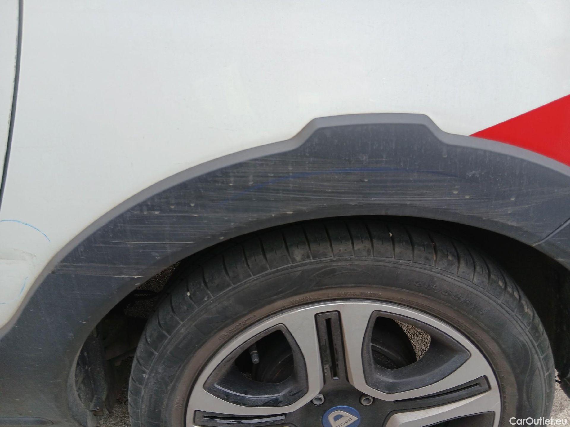  Dacia  Lodgy DACIA  / 2012 / 5P / monovolumen compacto SL Aniversario Blue dCi 85kW(115CV) 7Pl(SP) #39