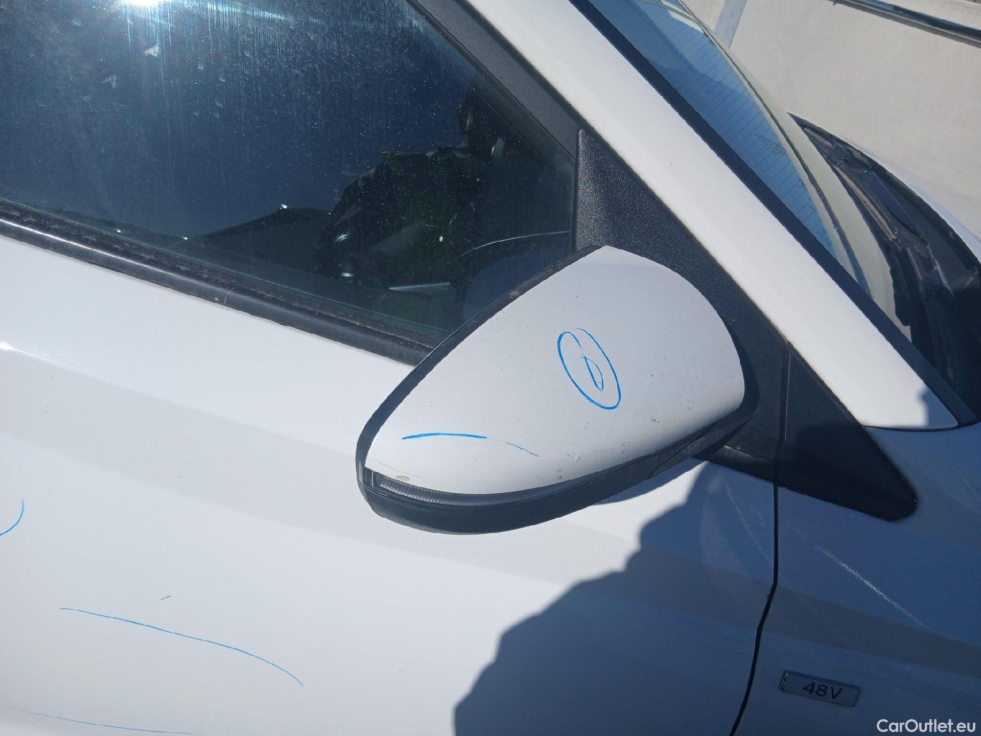  Hyundai  i20 HYUNDAI  / 2020 / 5P / berlina con portón 1.0 TGDI 74kW (100CV) 48V Essence #41