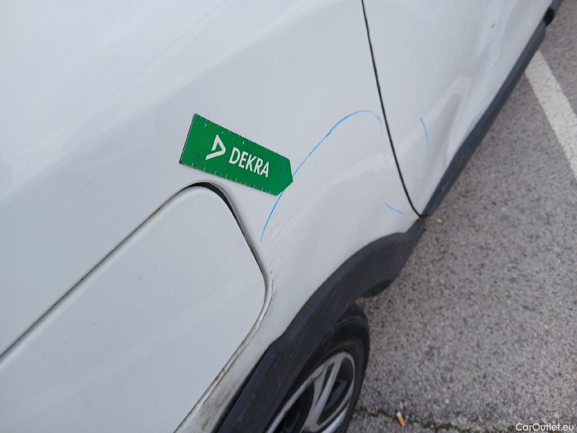  Dacia  Lodgy DACIA  / 2012 / 5P / monovolumen compacto SL Aniversario Blue dCi 85kW(115CV) 7Pl(SP) #56