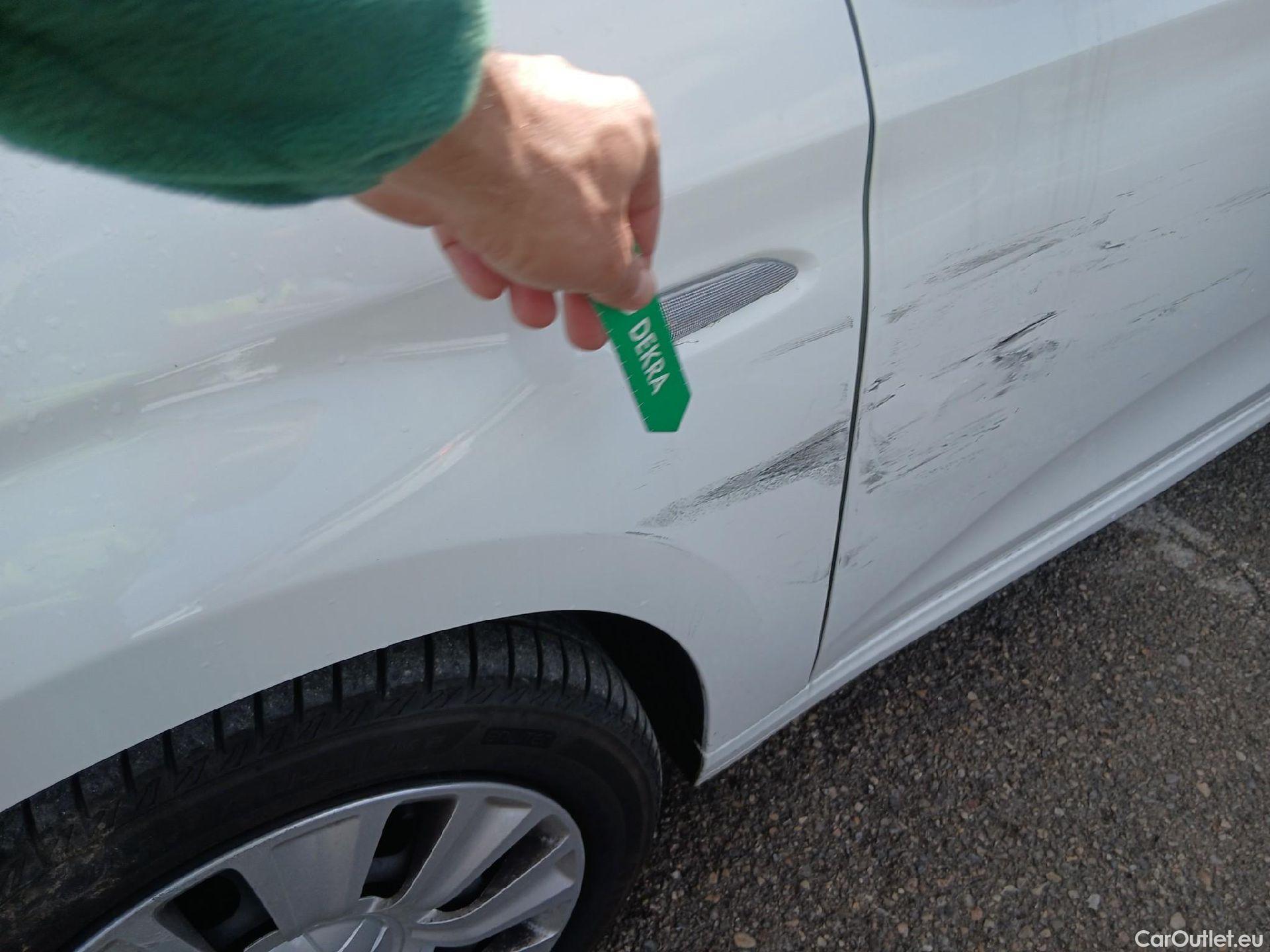  Fiat  Tipo FIAT  5p 2G berlina con portón 1.6 Business 88kW (120CV) Multijet II #1